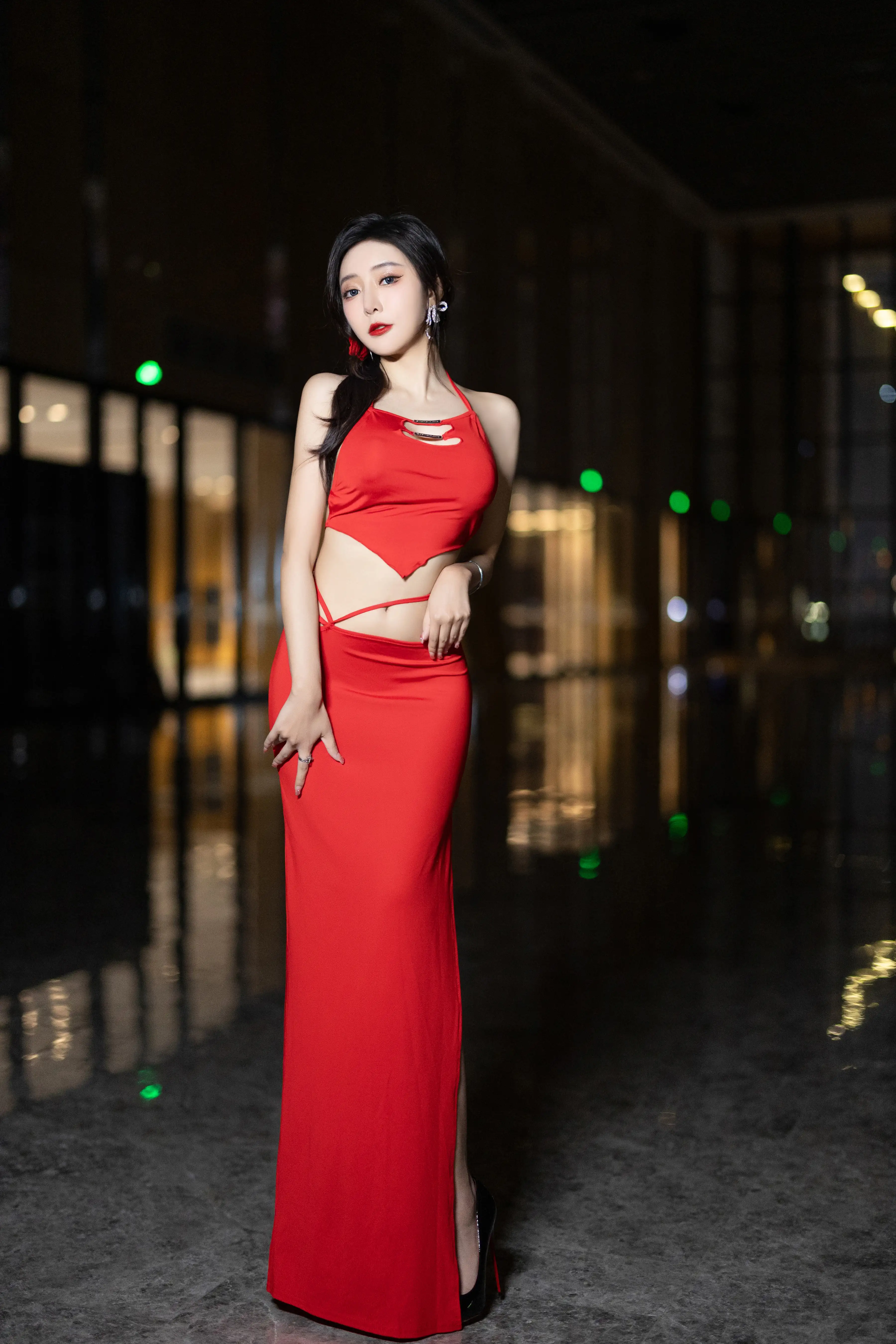 王馨瑶_NO.030_内购无水印_NO.8378_红色裙子拼杏色毛毛情趣_ - M940.COM 内部私购-第4张